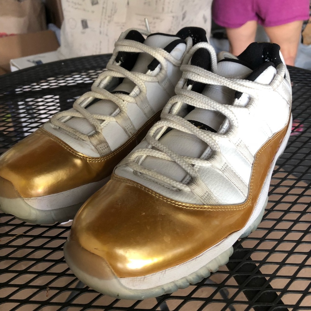 Jordan 11 retro low closing Ceremony